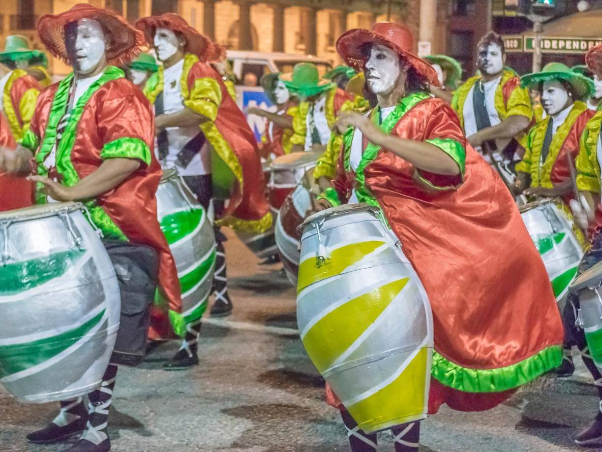 Décadas más tarde, en 1917, la Constitución consagró la separación entre la Iglesia y el Estado, garantizando la libertad de culto. 