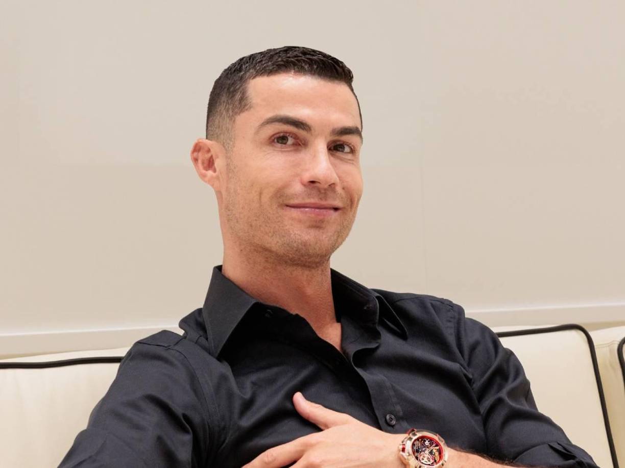 Cristiano Ronaldo renovará con el club de Arabia Saudita por una temporada más con un nuevo megacontrato de dimensiones estratosféricas cuando está a solo unos días de cumplir sus 40 años de edad.
