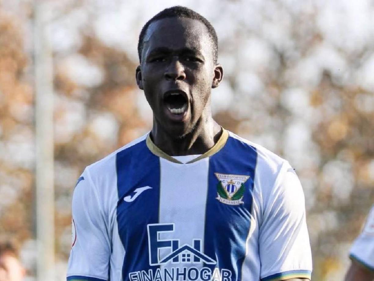 Sorpresa con el fichaje. Fabrizio Romano revela que ya hay acuerdo del Real Madrid con el Leganés por Lamini Fati. Llegará con ficha del Juvenil A y el conjunto blanco pagará 100.00 euros.