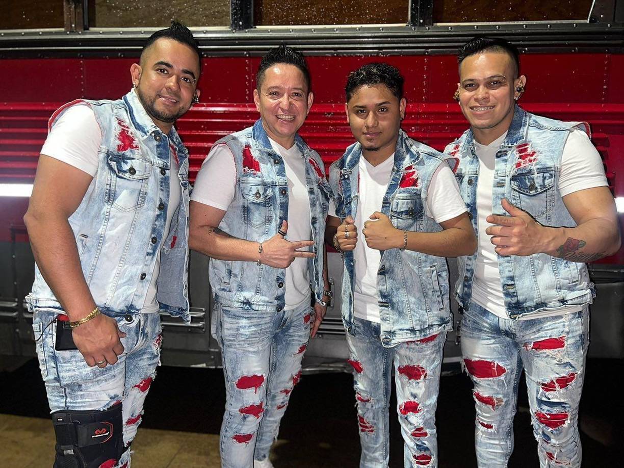 <b>LA GRAN BANDA</b>“La maquina de gastar zapatos” se presenta el sábado en Valle Nuevo, Alianza Valle en Costa de Amates, y este domingo estarán en Soccer Sport Bar, frente a canchas Tara en el evento “Reventón Tropical”. La entrada tiene un costo de 200 lempiras y la fiesta comienza desde las dos de la tarde.