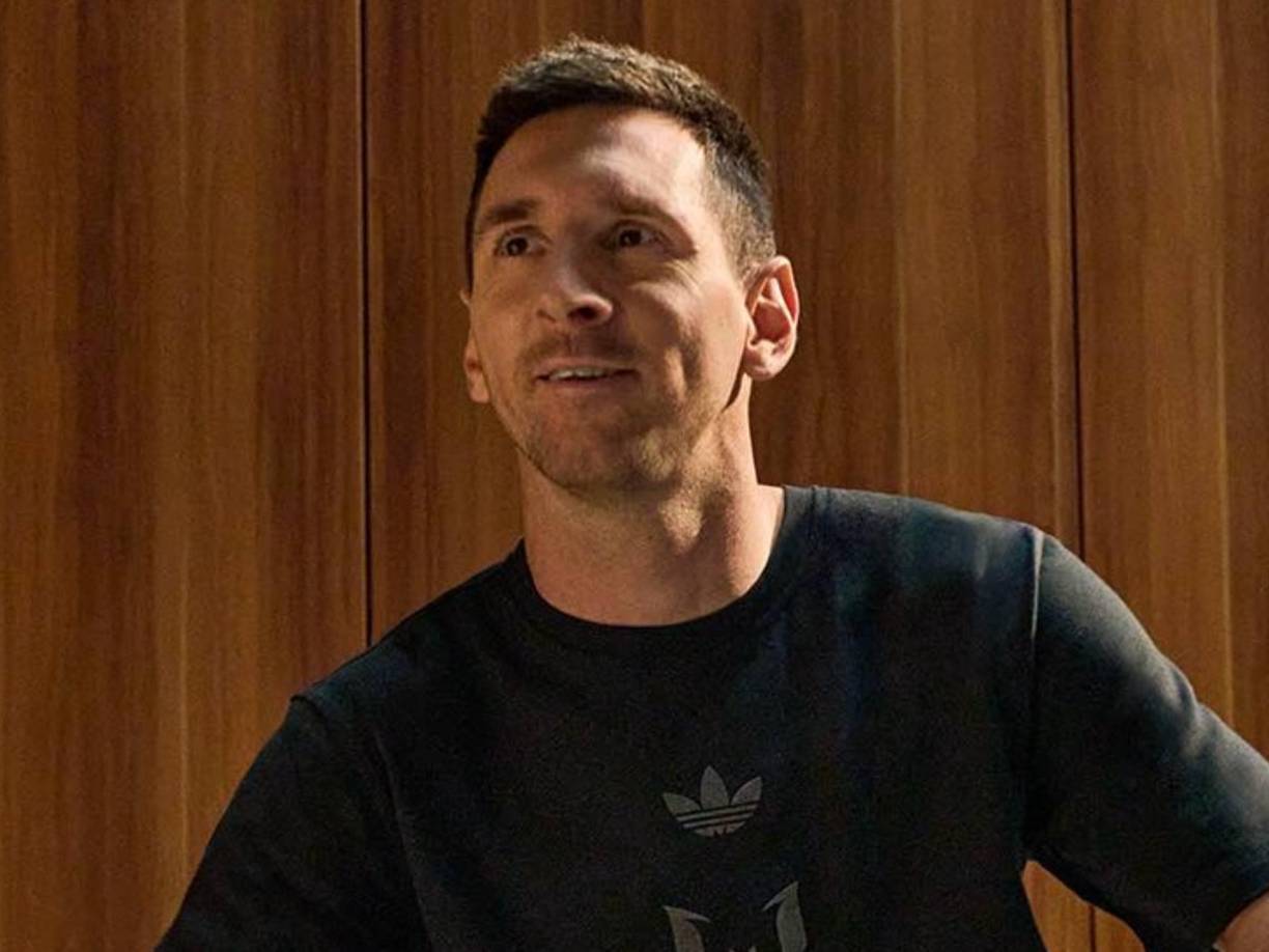 La Medalla Presidencial de la Libertad coloca su legado en una esfera distinta, reconociéndolo no solo por sus logros en el campo de juego, sino también por su contribución a causas humanitarias y sociales.