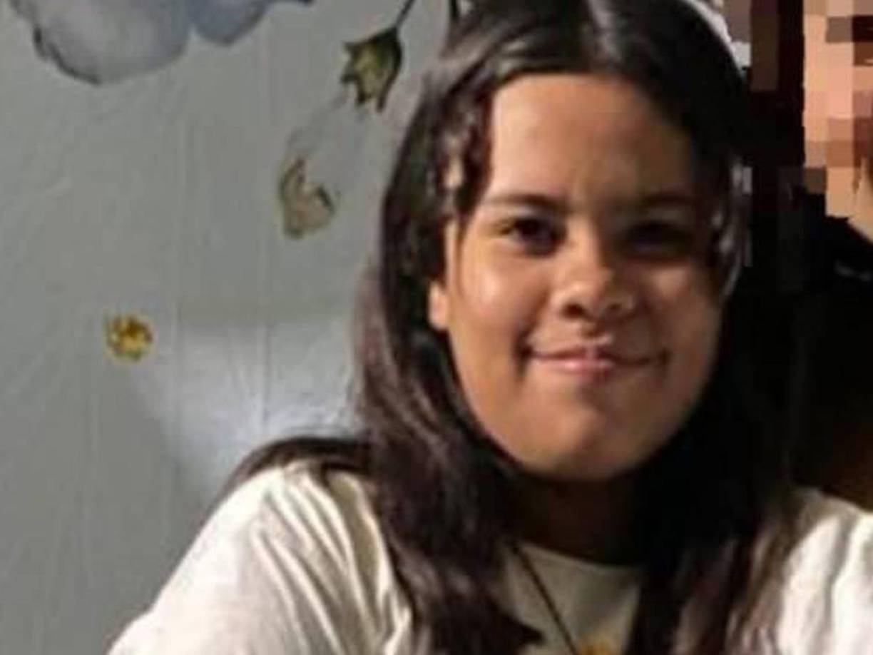 El hallazgo del cuerpo sin vida de Nicol Sarahí Villeda Velásquez, de apenas 13 años, ha dejado consternada a la colonia Pineda Uno, en San Manuel, Cortés. La comunidad aún no puede asimilar el dolor de su pérdida.