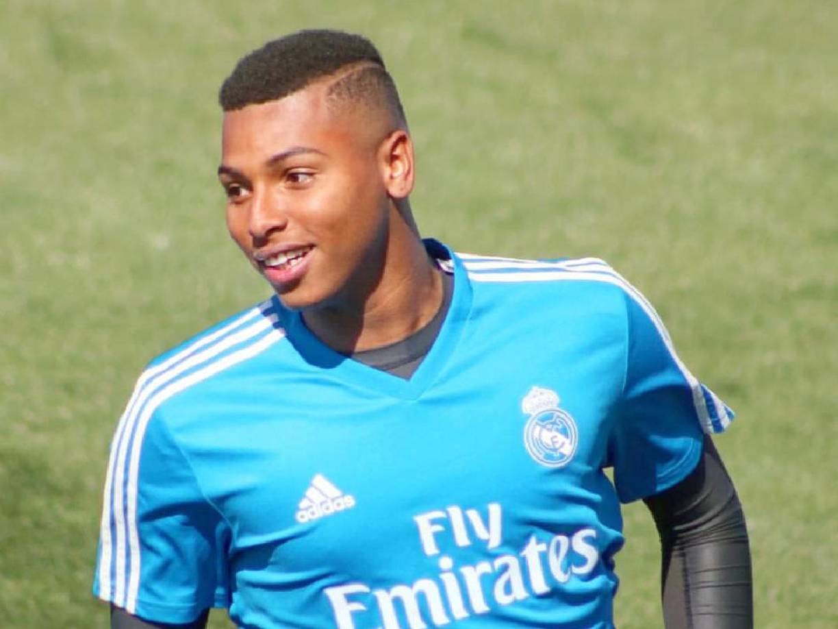 El joven futbolista será enviado a prisión por orden del juzgado de lo penal número 7 de Madrid para cumplir una condena por un delito de conducción alcohólica y otros dos de lesiones, ha informado el Tribunal Superior de Justicia de Canarias.