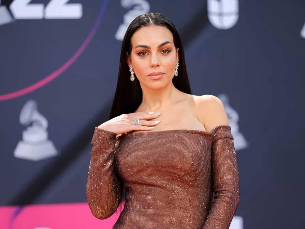 La modelo hispano-española, quien acumula más de 64,2 millones de seguidores en Instagram, hacía saltar las alarmas de sus seguidores tras estar varias jornadas sin compartir contenido.