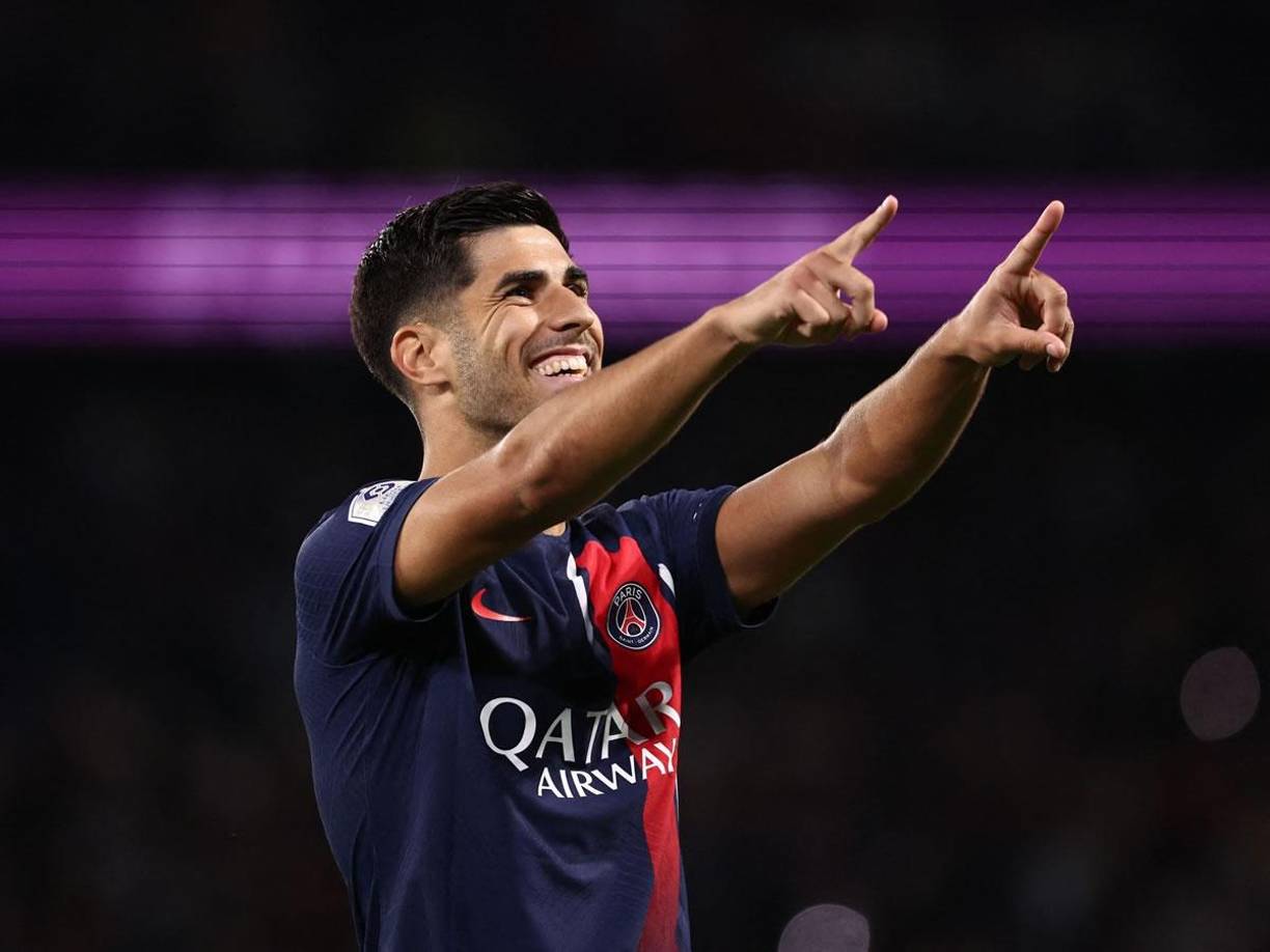 Fichado como jugador libre procedente del Real Madrid en el verano de 2023, el internacional español Marco Asensio (28 años) figura en la lista de los no deseados por Luis Enrique y tendría las horas contadas en el PSG, que está abierto a venderlo.