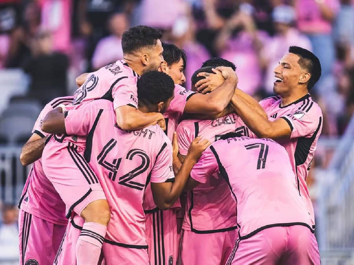 Sin emabargo, quedó eliminado en los octavos de final de la MLS Cup a manos del Columbus Crew. Estos fueron los jugadores que se quedaron sin contrato.