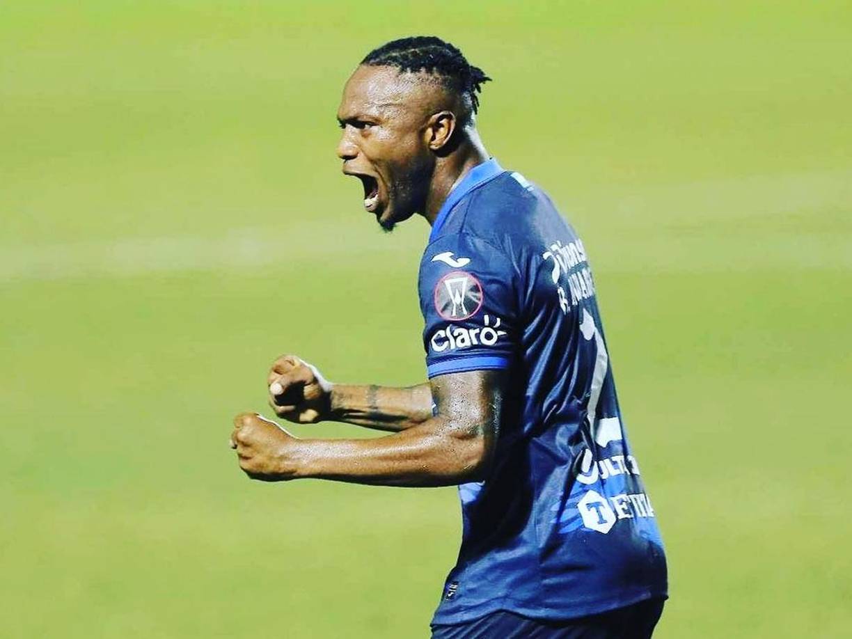 Kevin Álvarez - Según Diario Diez, el Comunicaciones de Guatemala están queriéndose llevar al lateral derecho hondureño. Están en negociaciones, pero si no se concreta, jugará en los lobos de la UPNFM.