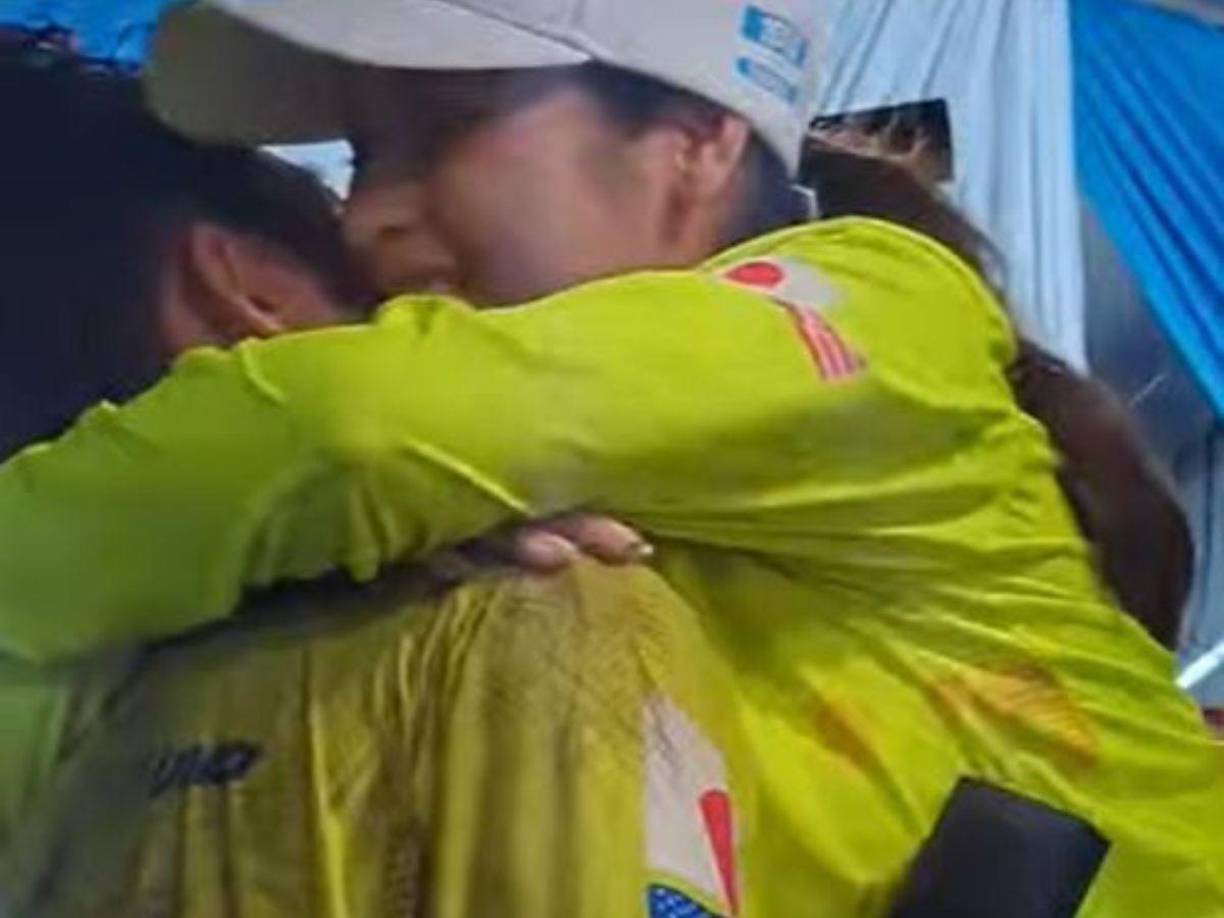 Fue justamente al final del reto 3000 que Shin le pidió matrimonio a Yeimy Licona, su novia que está embarazada.