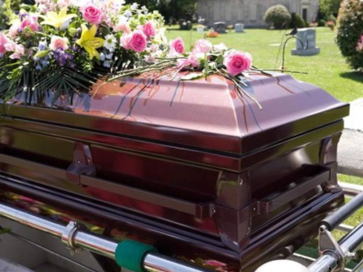 Muchas son las familias que desconocen cuáles son los requisitos para la sepultura, es decir, pasos que deben realizarse cuando fallece un ser querido.