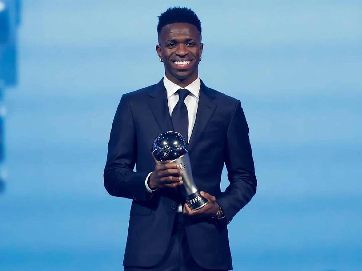Ataque: Vinicius, ganador del Premio The Best 2024, no podía faltar en el 11 ideal.