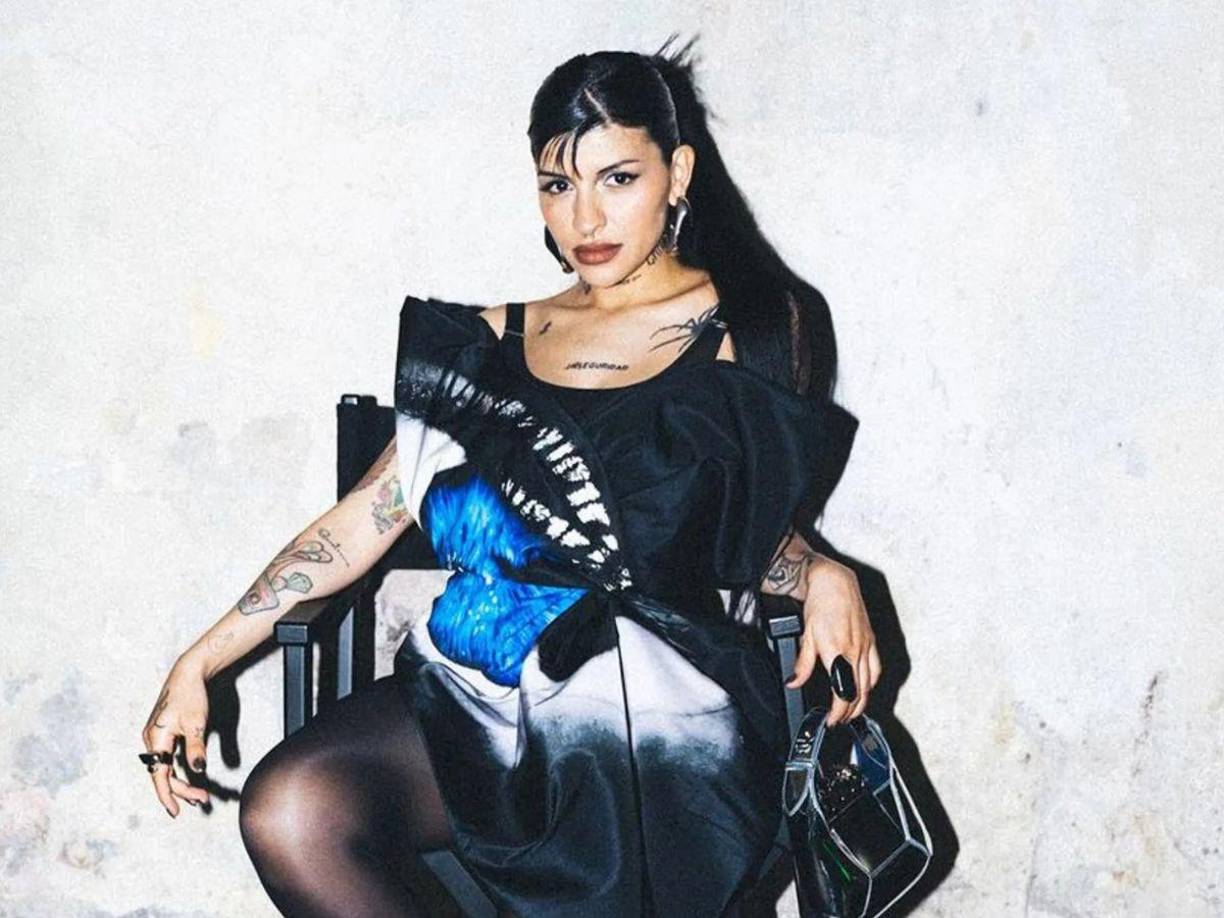 La tarde de este miércoles 22 de enero, la cantante argentina estrenó ‘Dolce’, sencillo que marca su debut en el género de los corridos tumbados y en el regional mexicano, demostrando una vez más su versatilidad musical.