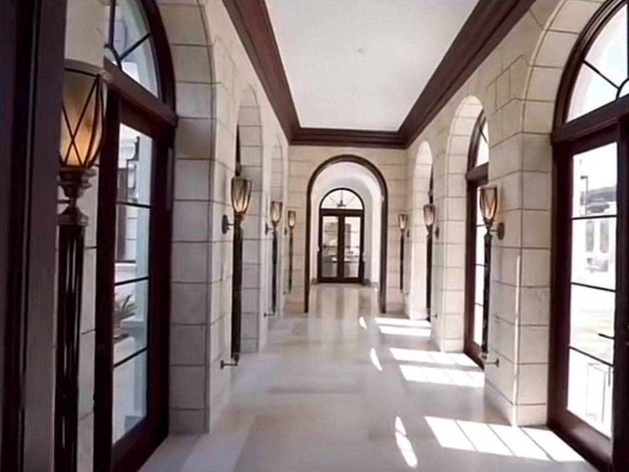 Marc Anthony adquirió esta villa en 2014 tras contraer matrimonio con la venezolana Shannon de Lima.