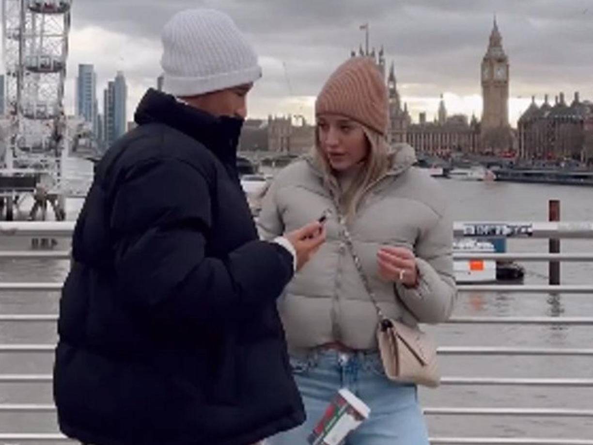 La atmósfera mágica de Londres se convirtió en el escenario perfecto para este nuevo capítulo romántico.