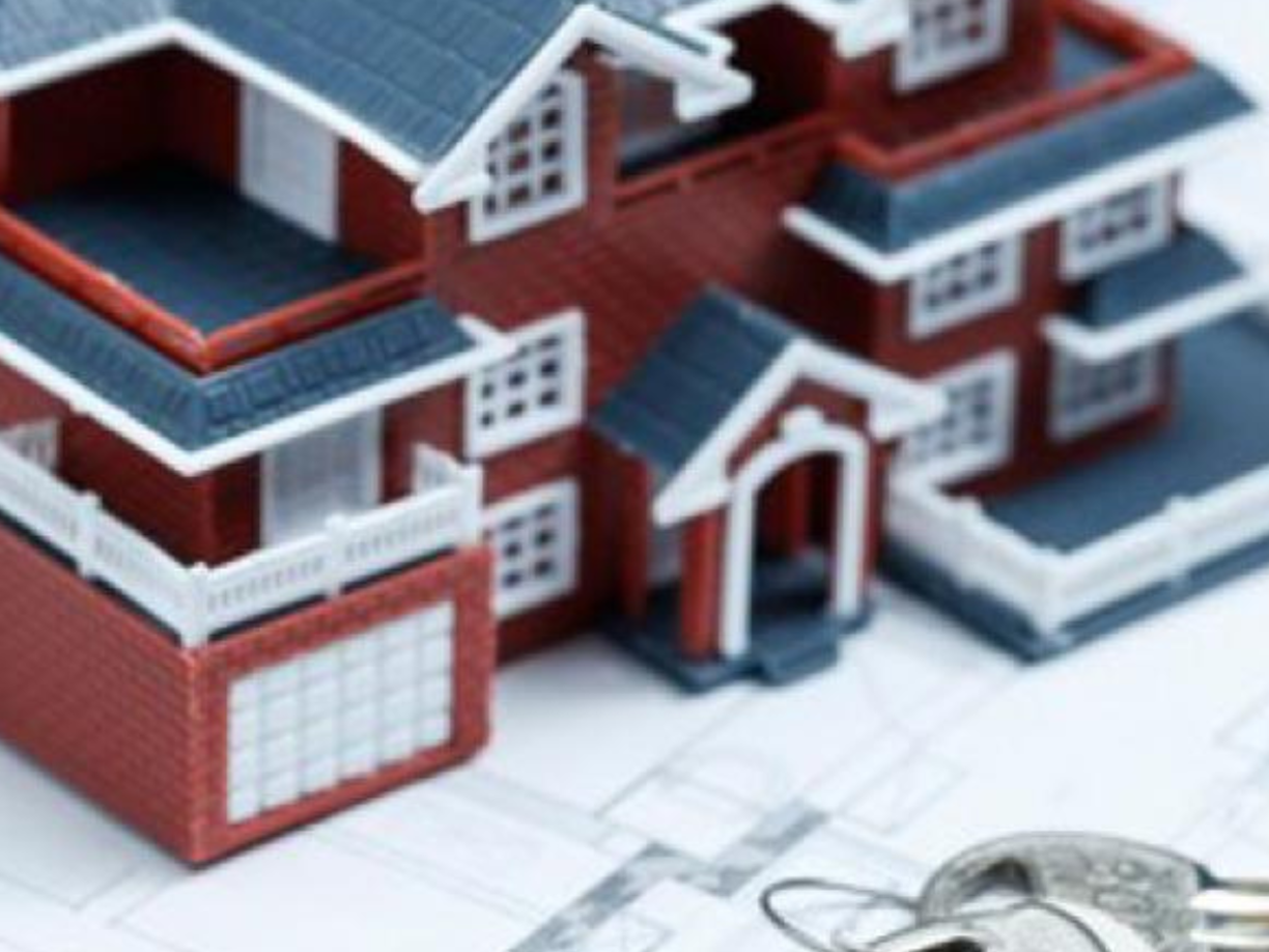  9. Fotocopia legalizada de títulos inmobiliarios o contrato de arrendamiento de los mismos. 