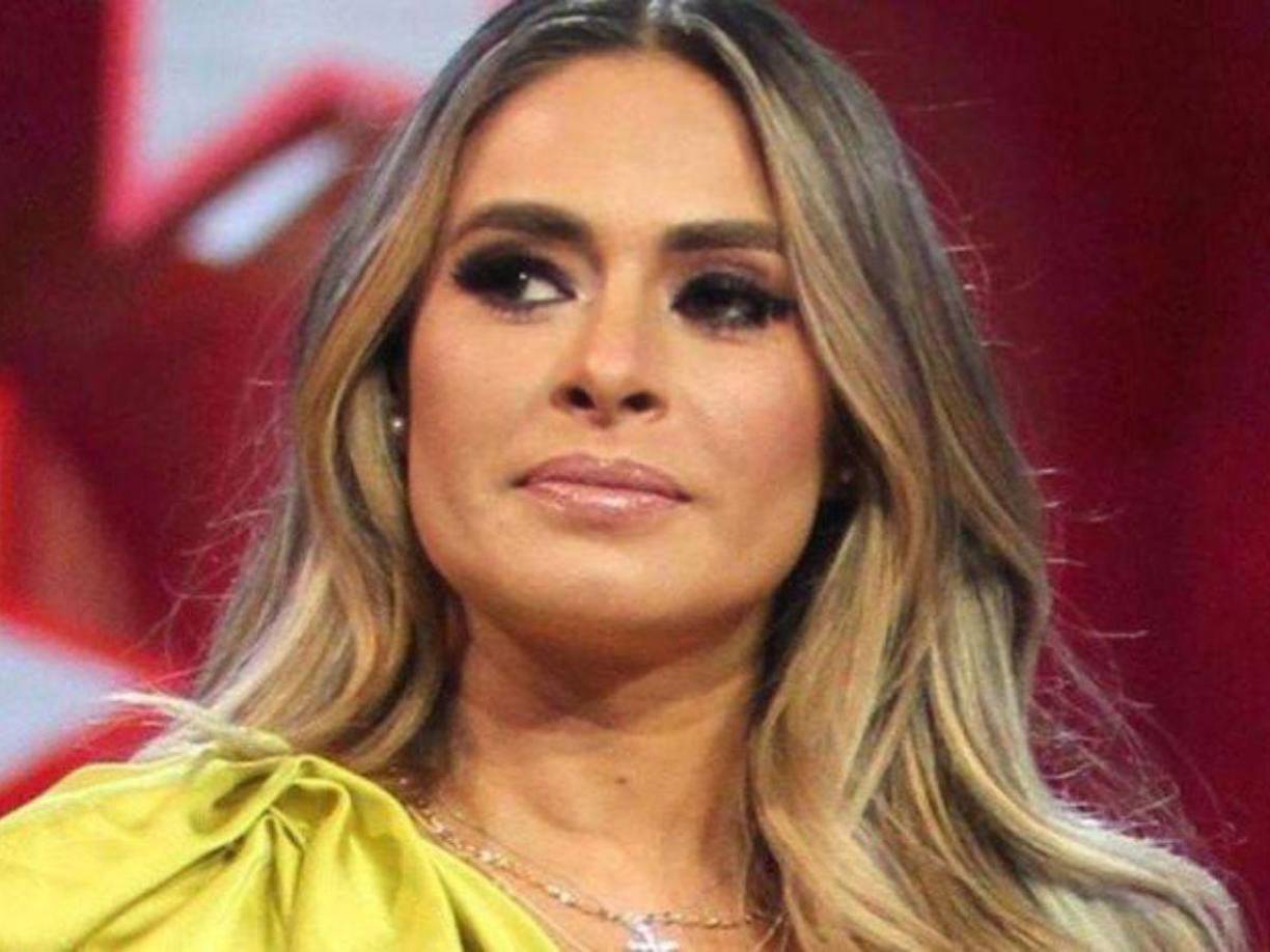 Galilea Montijo pidió una disculpa a sus compañeros debido a que se ausentará del programa ‘Hoy’ en los próximos días.