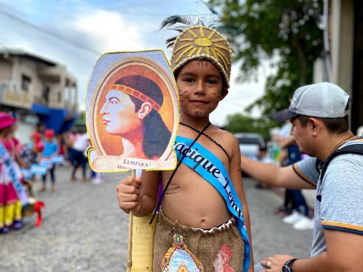 Los niños se convirtieron en embajadores de los diferentes departamentos de Honduras, destacando las costumbres y tradiciones regionales. 