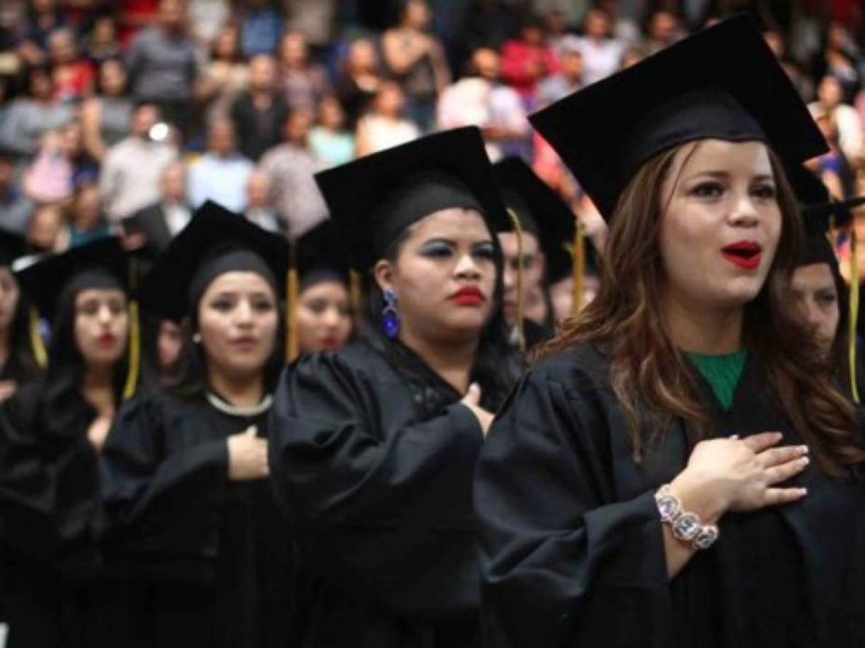 Este pago tiene una tabla de cobro, ya que el precio varía de acuerdo al grado del título, es decir, si es de <b>nivel técnico, licenciatura, maestría o doctorado</b> y el cual cambia si la persona es hondureña o extranjera.