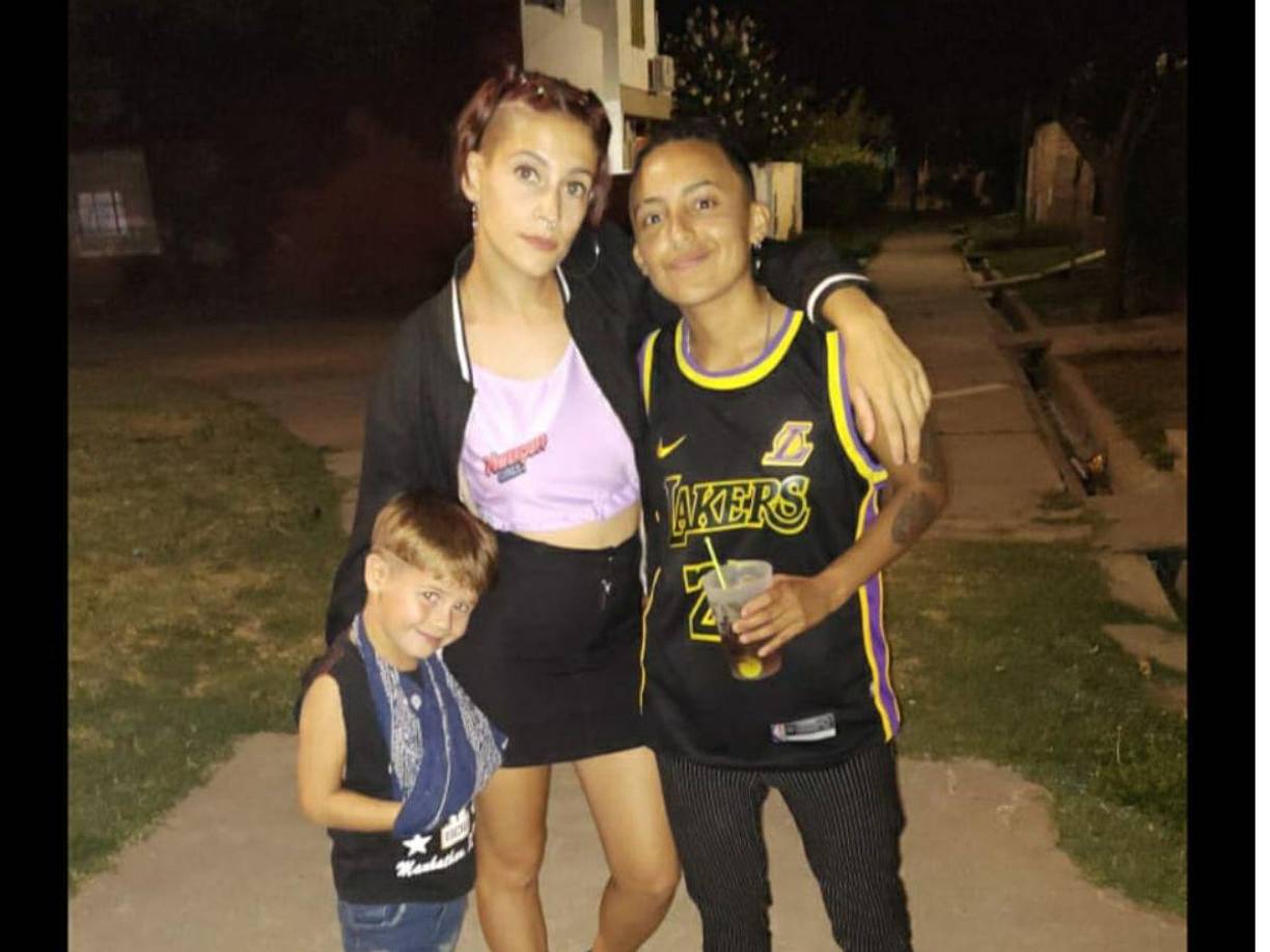 Los jueces de Tribunal de Audiencias de Santa Rosa, La Pampa en Argentina, declararon culpables a la madre, Magdalena Espósito Valenti, y a la novia de ella, Abigaíl Páez, de los delitos de homicidio agravado. 