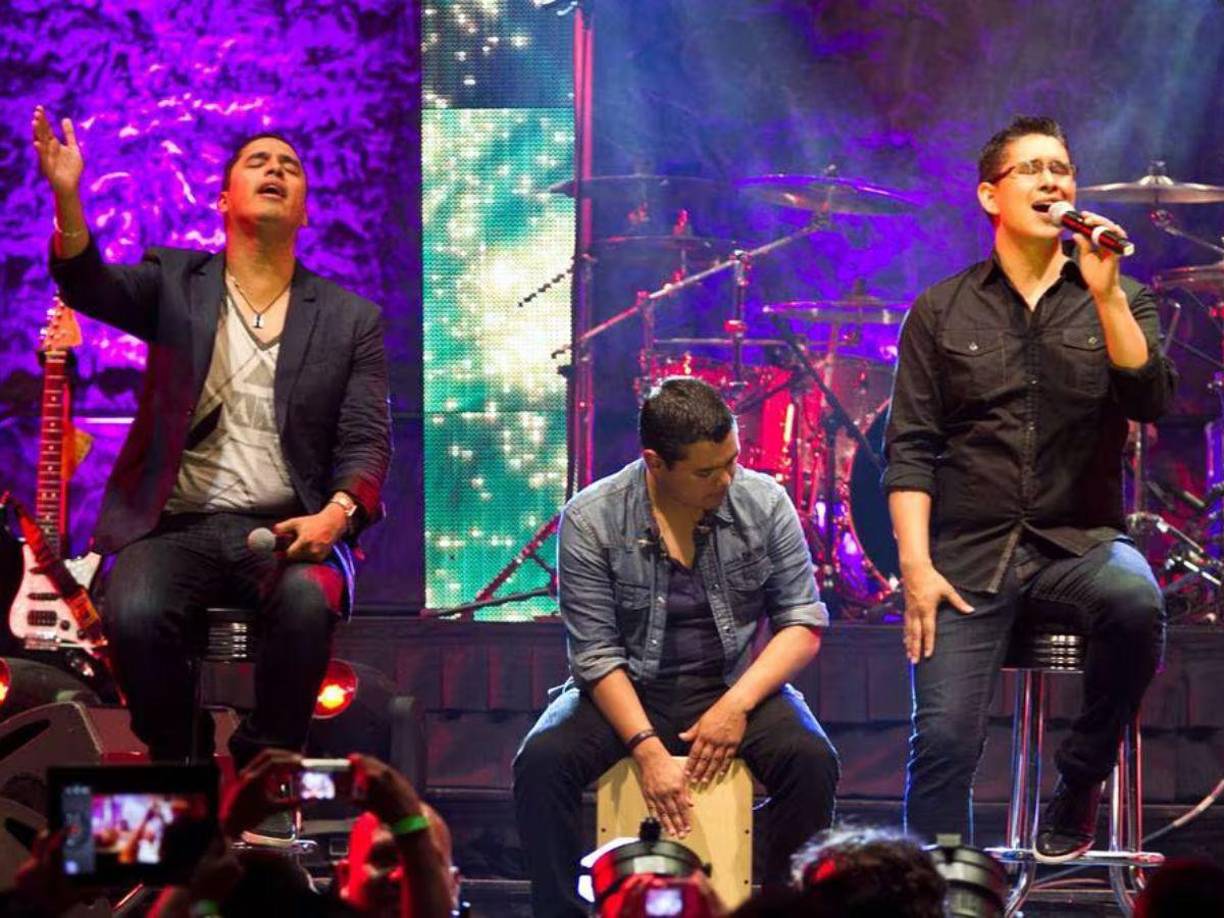 ”M24 Nos emociona compartir las primeras ciudades que visitaremos en los próximos días de este año ! Esperamos unirnos contigo y exaltar al Señor con todas nuestras fuerzas”, escribió la banda en su facebook.