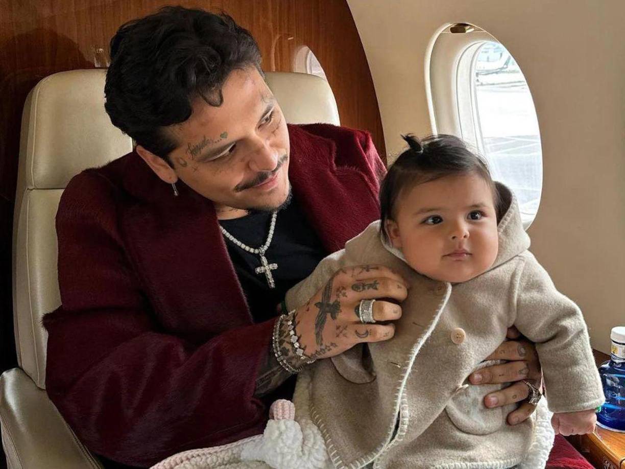 Ceriani también confesó que el cantante de regional mexicano habría puesto a disposición de Cazzu una cuenta de 9 millones de dólares para su hija.