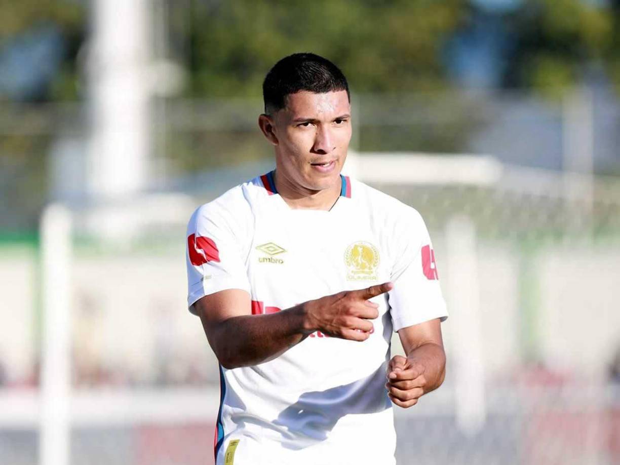 Kevin López: El jugador del Olimpia estaría como extremo por la banda derecha.