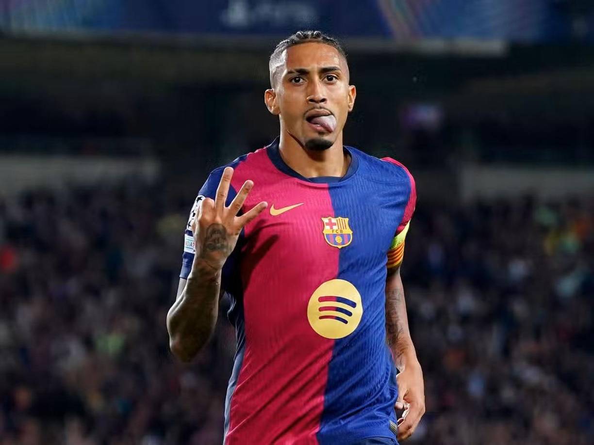 Raphinha - El brasileño viene de hacer un hat-trick y quiere repetir su actuación ante el Real Madrid en el Santiago Bernabéu.