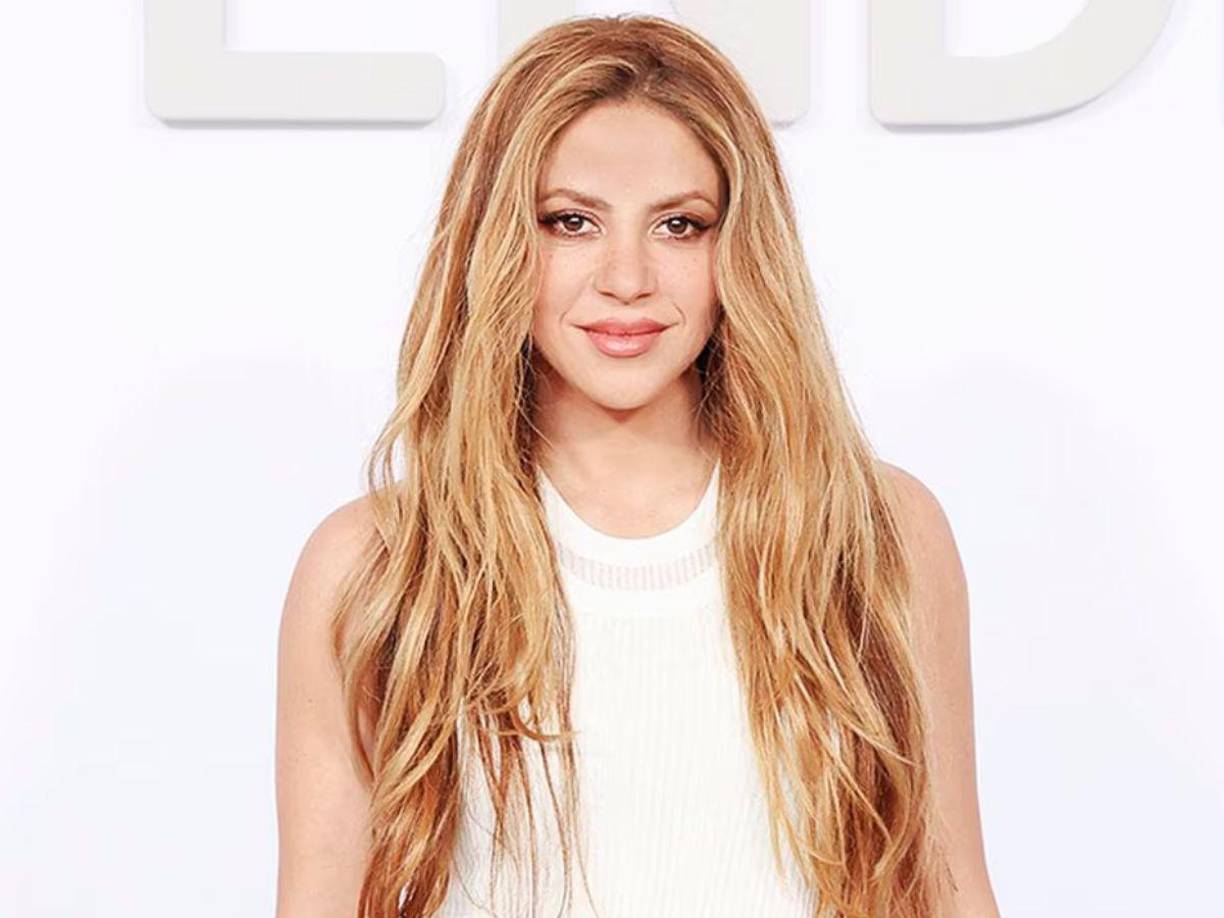 Además, las piezas encajaron mejor al hacer ver que tenían una relación cuando Shakira compartió una foto en el circuito en Barcelona y esa noche salieron las fotos juntos: “Shakira tenía como muchas ganas de que se filtraran sus imágenes”, explicaron.