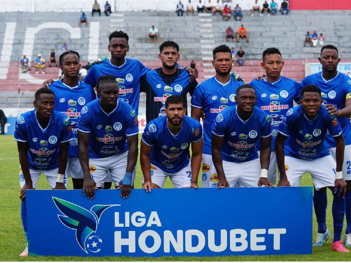 El Victoria ya tiene decidido a su nuevo DT, pero está a la espera que envíe el documento firmado. Llegará el jueves 26 y en la tarde será presentado.