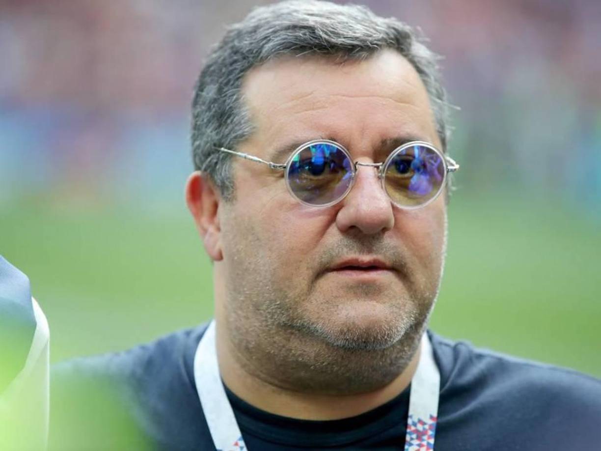 Mino Raiola compró una franquicia de McDonalds para venderla poco después y con el dinero de esa operación emprendió su nueva vida como agente de futbolistas, un sector que conocía por sus amistades entre los directivos del Haarlem, clientes habituales.