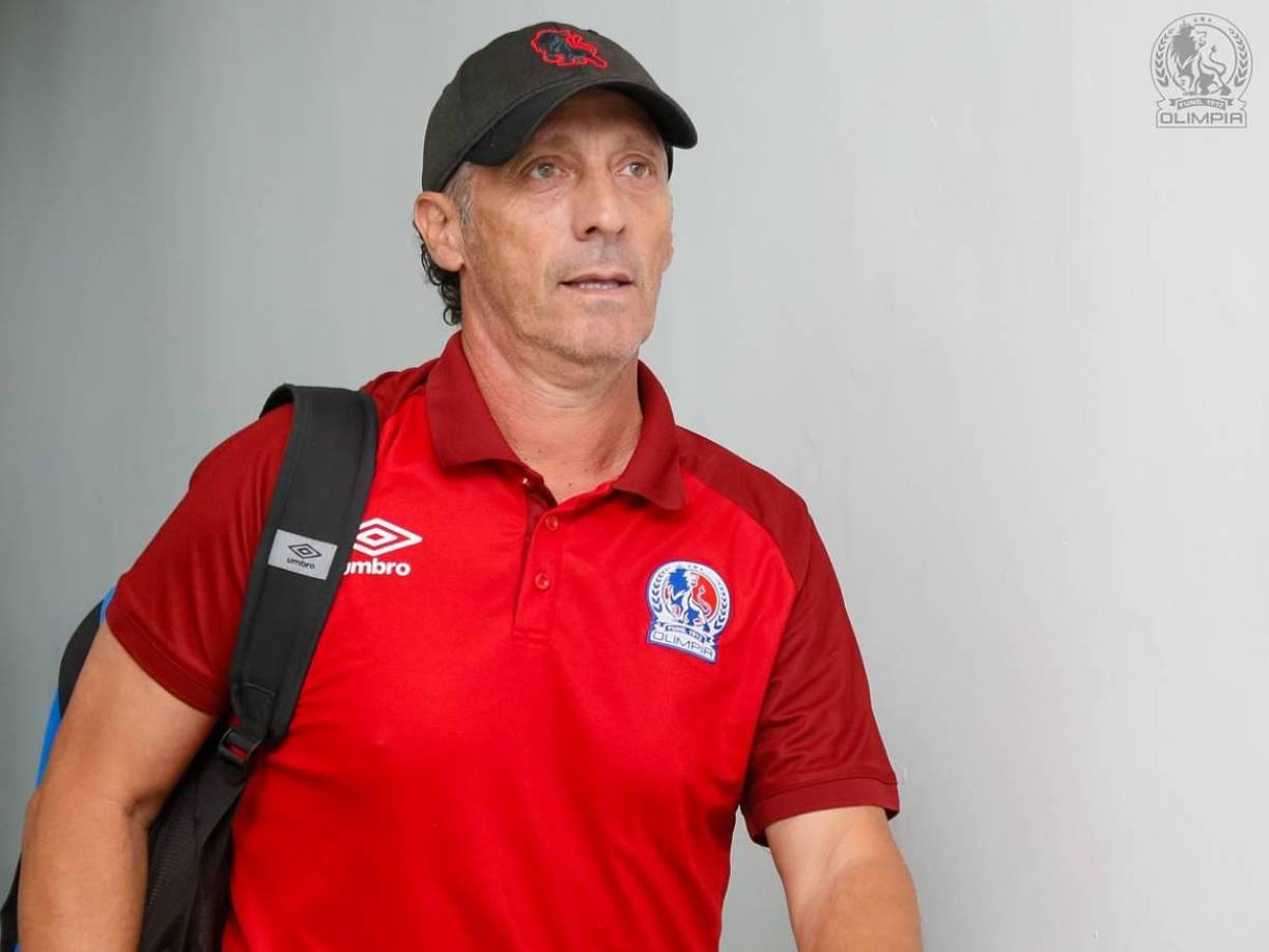 Este viernes se da como un hecho en Argentina que Pedro Troglio deja al Olimpia y vuelve a su país para dirigir a uno de los equipos argentinos en el 2025. 