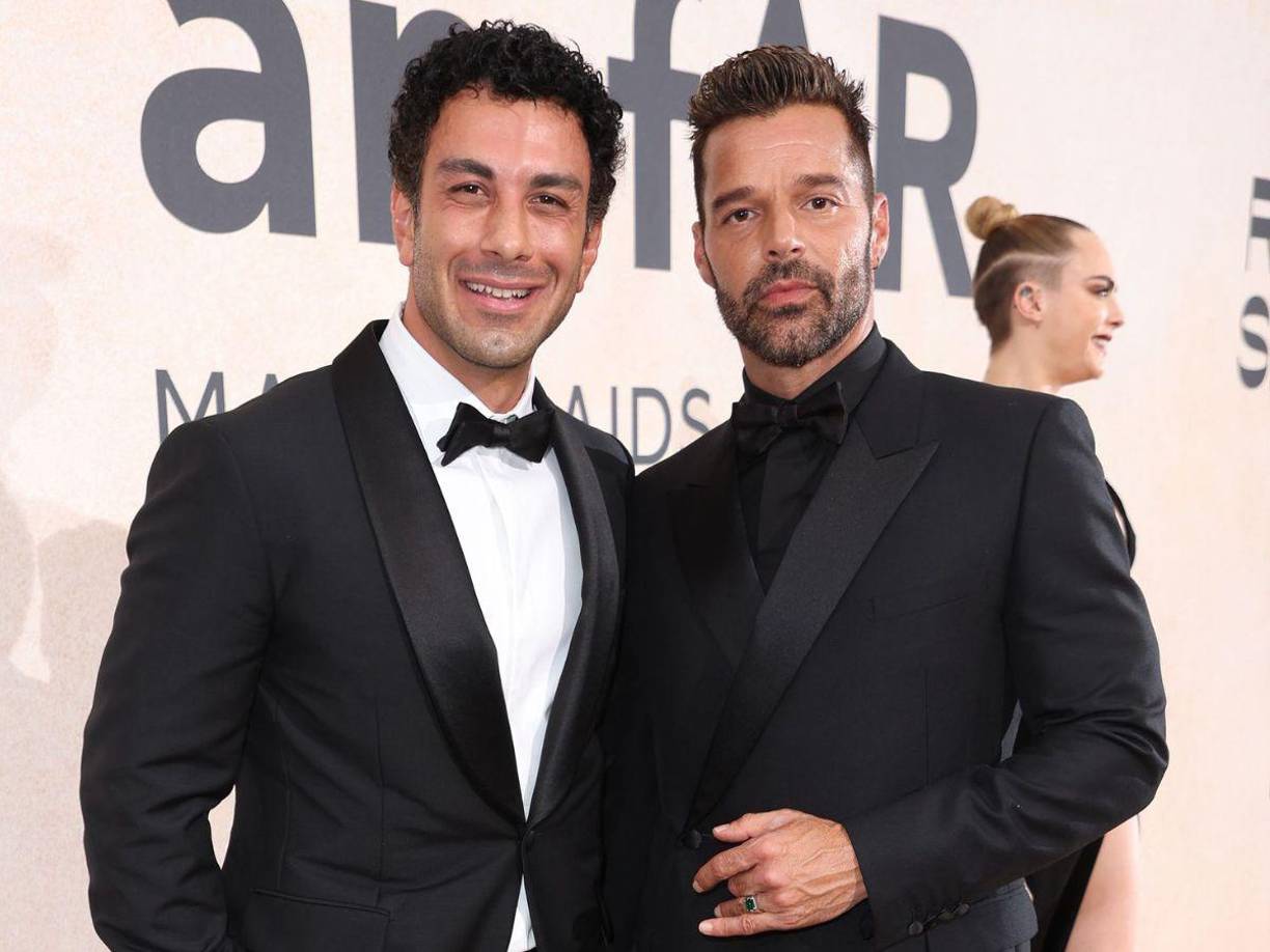 A un año de anunciar su separación de Jwan Yosef, la vida romántica de Ricky Martin es un misterio para sus fans. Por eso llamaron la atención en estos días los reportes de que se había dado una nueva oportunidad en el amor.