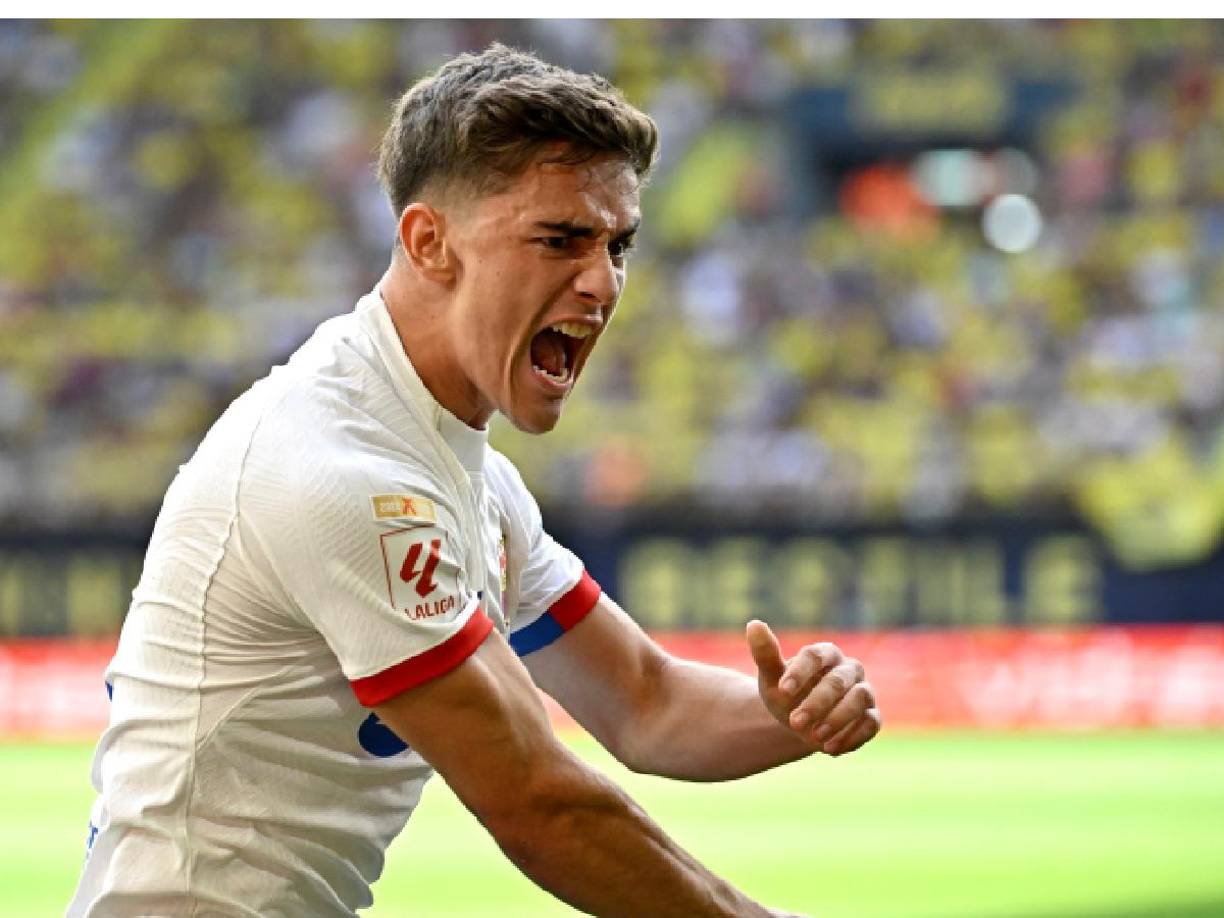 La locura invadió al joven futbolista del Barcelona tras el primer tanto del encuentro.