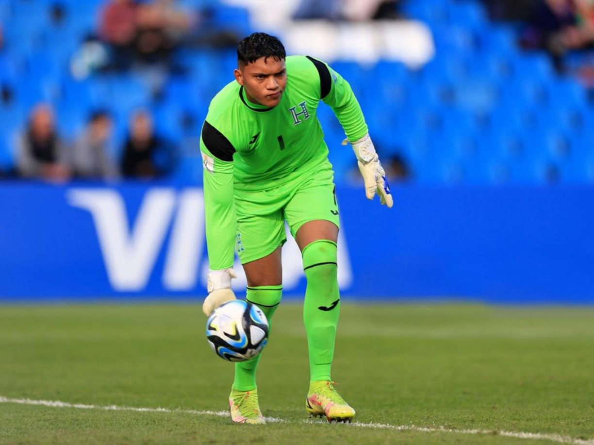 Juergen García: El portero del Lone FC estuvo en la última convocatoria pero hoy fue descartado. 