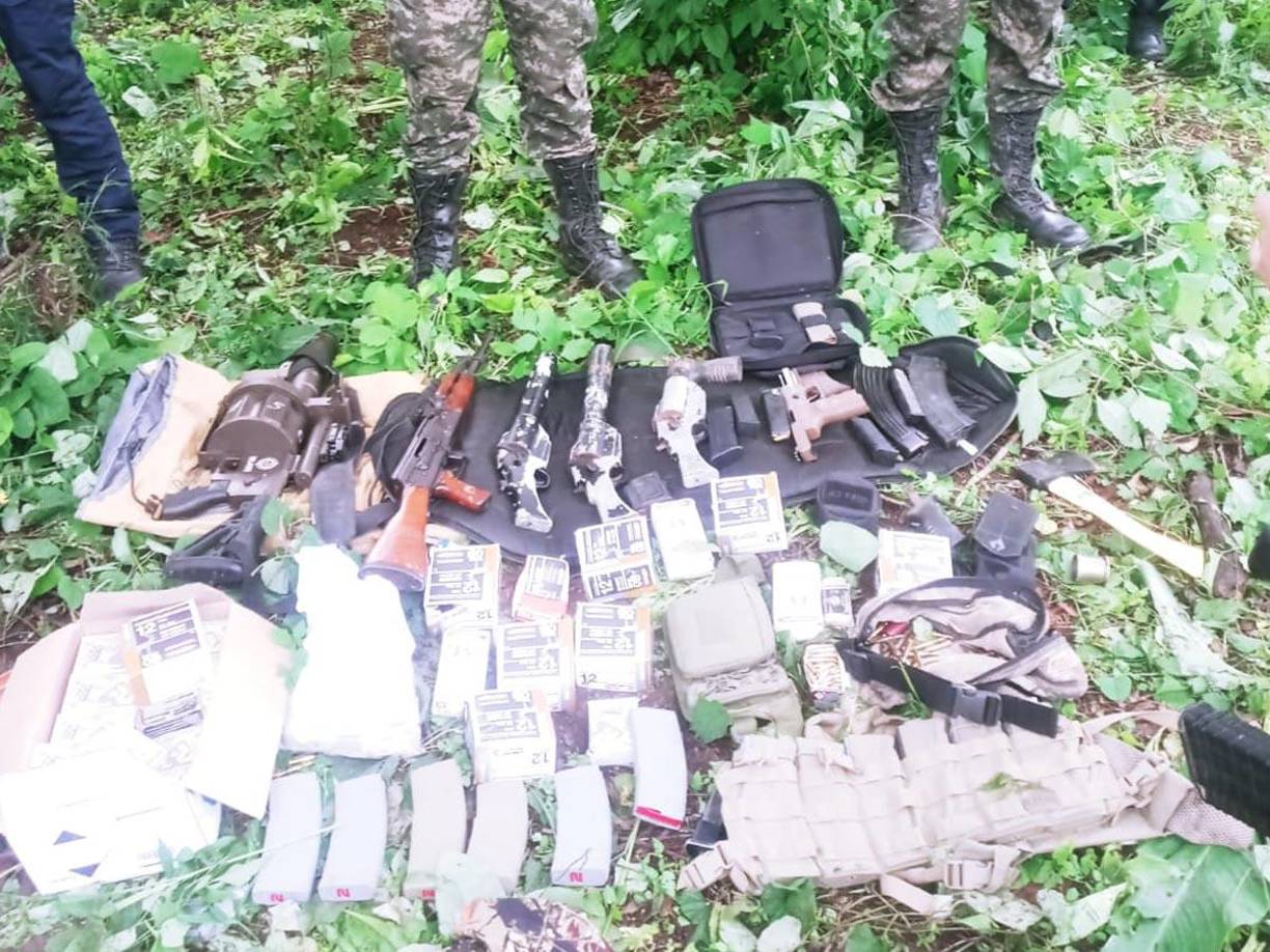 En el enfrentamiento perdió la vida el sargento de segundo de la Policía Militar Jony Escobar Hernández.