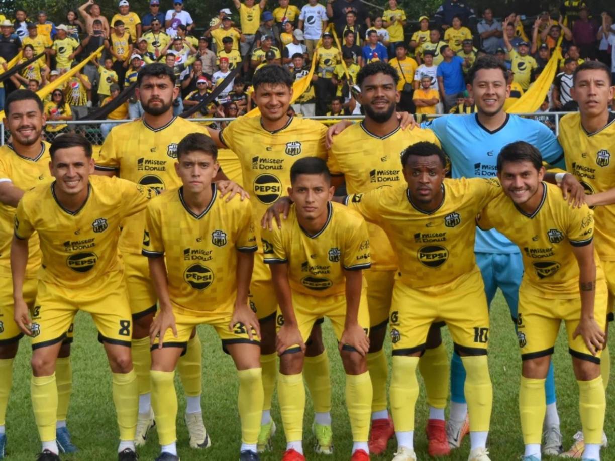 El 11 Deportivo es un humilde equipo ya que apenas tiene cinco años de fundación. El 21 de diciembre del 2024 hicieron historia con su primer título en la Liga de El Salvador. 