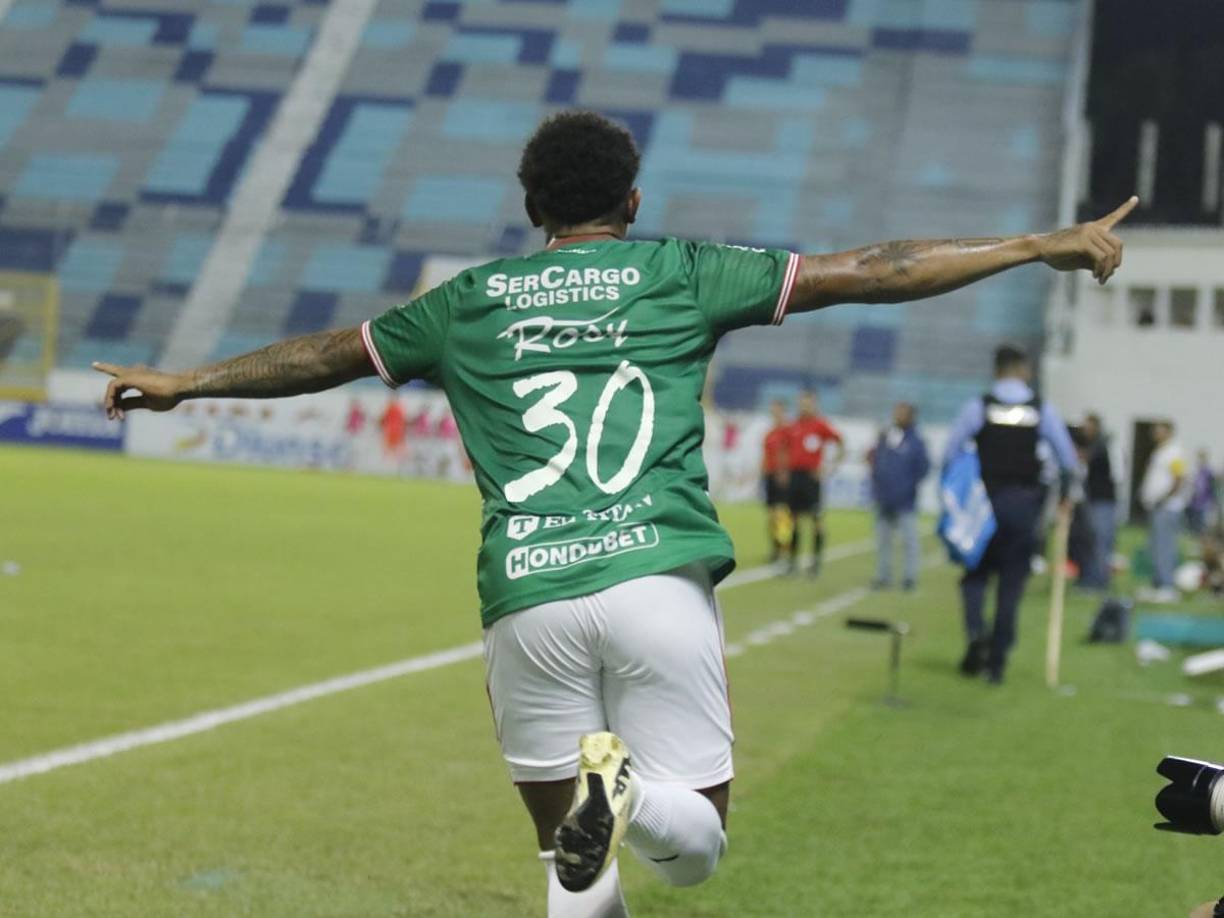 Cristian Sacaza se lució con un golazo olímpico que sorprendió a todo Olancho FC y significó el empate 1-1 del Marathón.