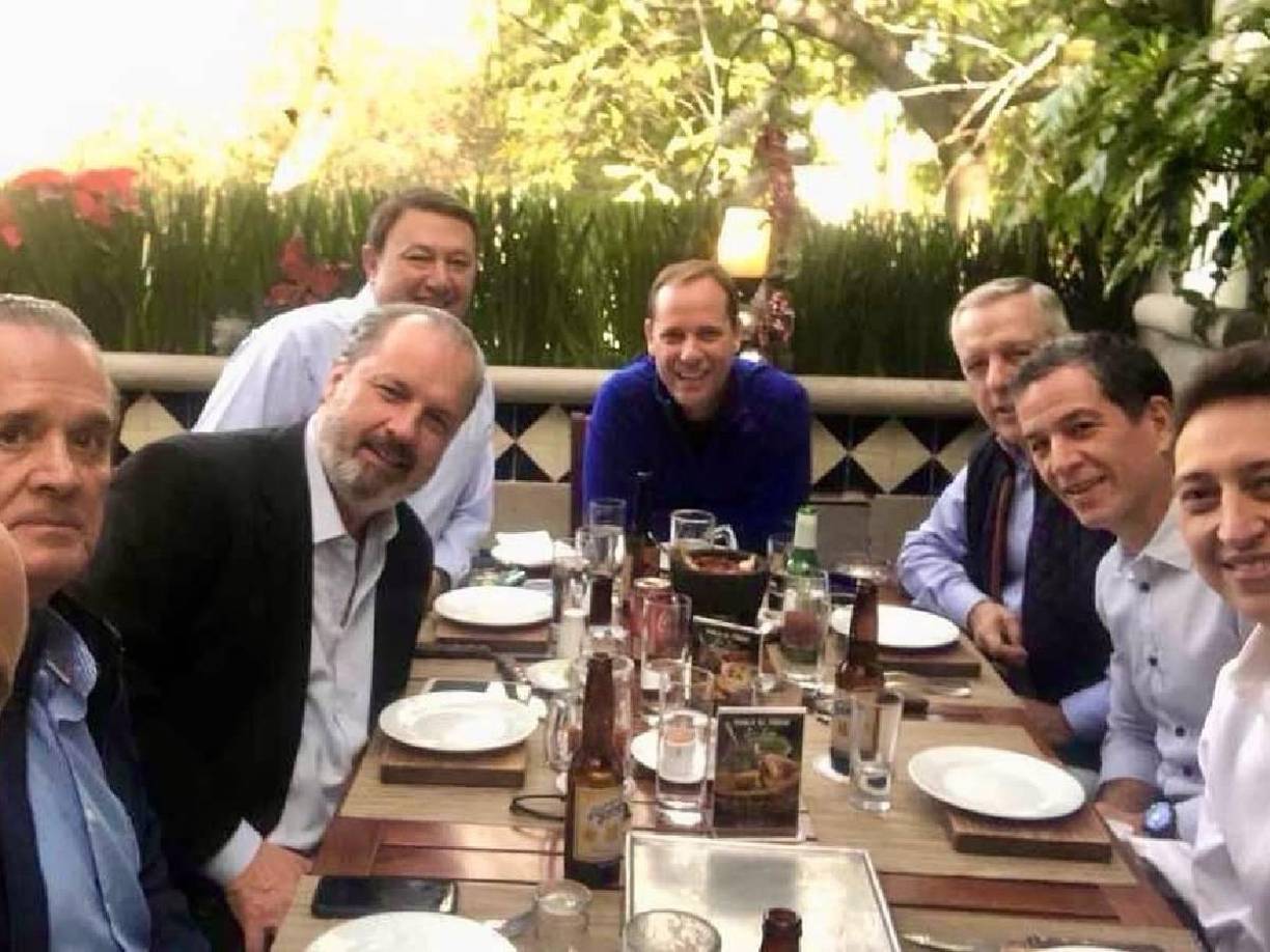 El también exjugador ya tiene más de dos décadas de experiencia en el ámbito de los medios y es reconocido por su análisis profundo y crítico tanto del fútbol mexicano e internacional.