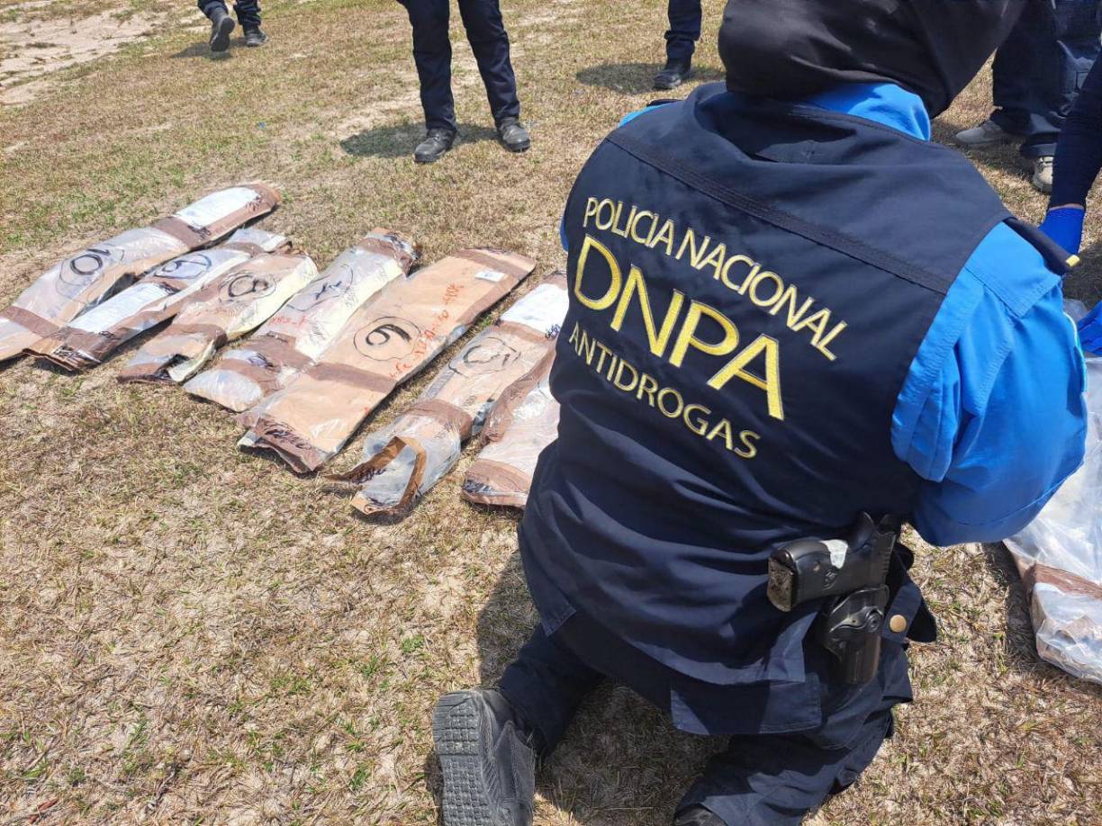 Además, se destruyeron cinco escopetas.