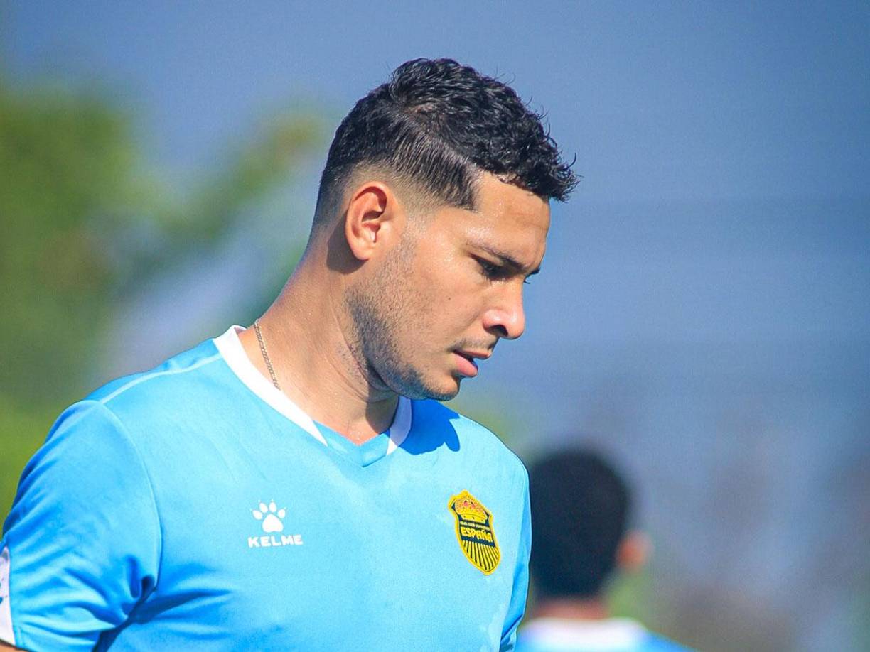 Según informa Diario Diez, el Olancho FC está interesado en fichar al volante Jhow Benavídez. Sin embargo, el mediocampista tiene contrato con el Real España.