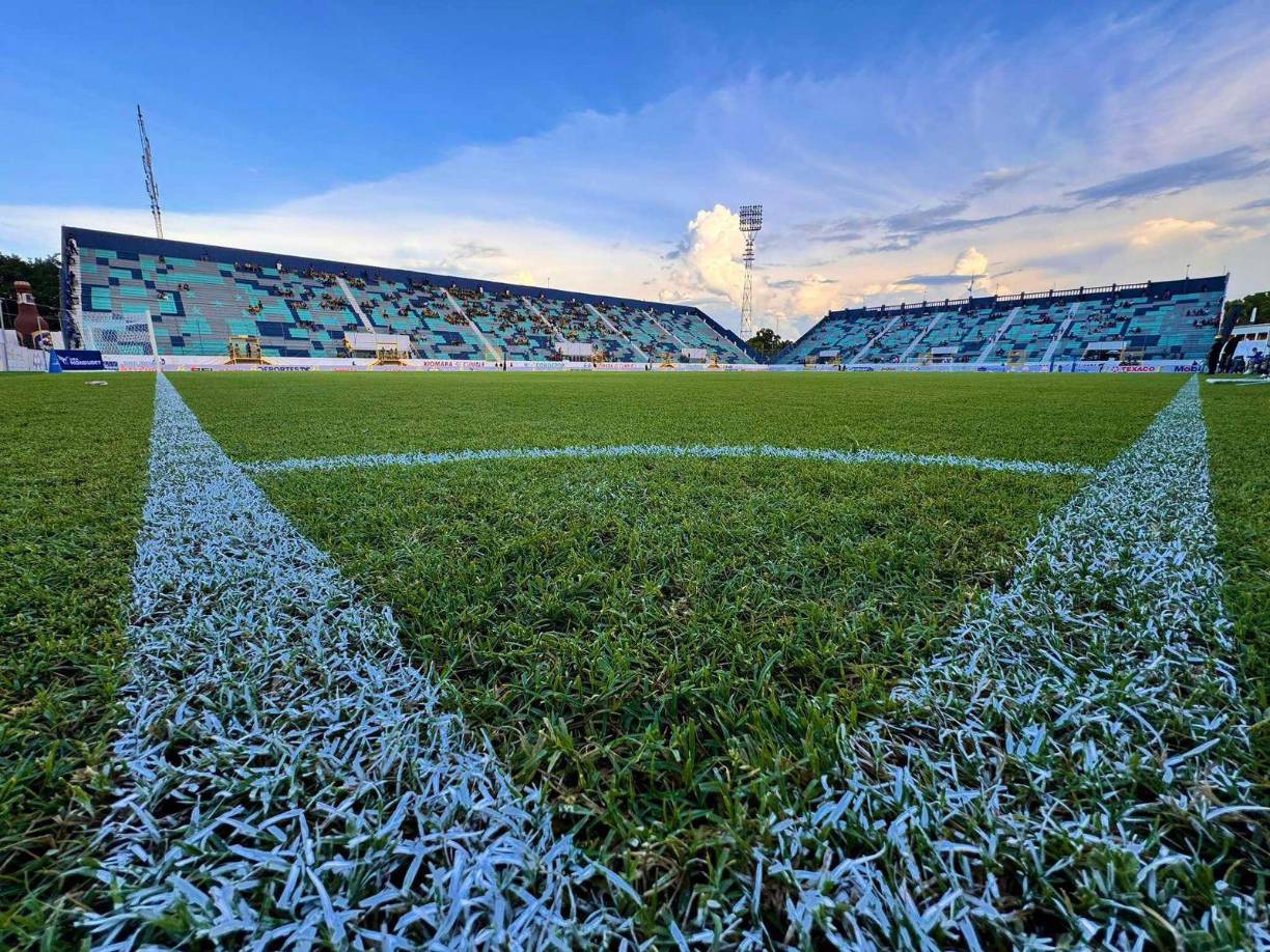 Así luce el Estadio Morazán en la previa del duelo entre Real España vs Olimpia.