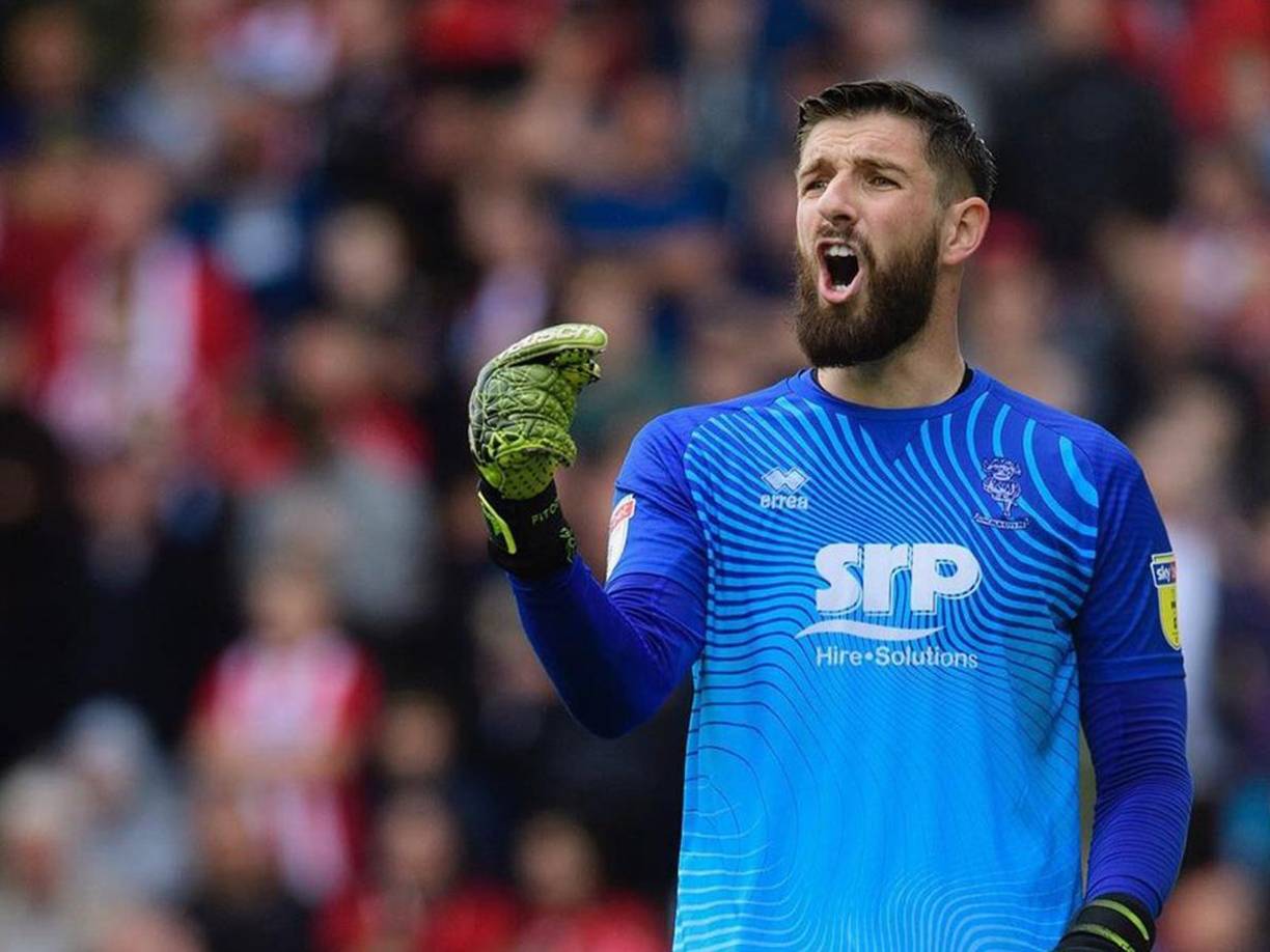 “Hemos llorado, reído y bailado en momentos difíciles. Apreciaré cada momento que pasamos juntos desde la primera vez que nos encontramos hasta el momento en que te fuiste pacíficamente. Sé que me menospreciarás y seguirás inspirándome todos los días”, cerró diciendoVIckers.