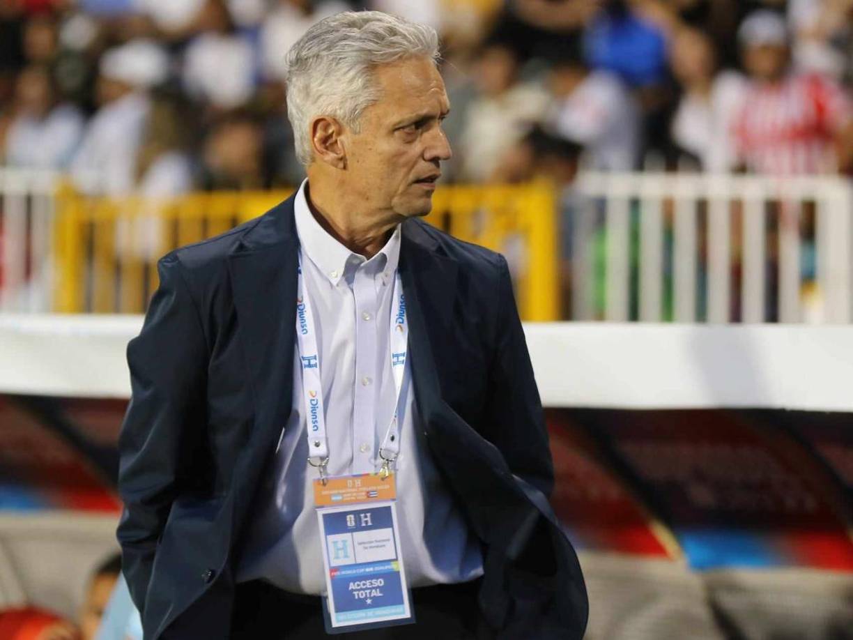 Rueda fue escogido como el noveno mejor entrenador del mundo por la Federación Internacional de Historia y Estadística de Fútbol (IFFHS) en el 2010.