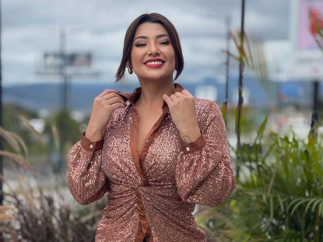 Mediante sus redes sociales, constantemente comparte con sus seguidores cada detalle de su vida personal y laboral. 