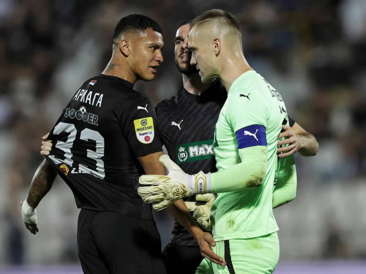 Cabe recordar que Kervin Arriaga protagonizó un conato de bronca con el portero y capitán del Partizán, Aleksandar Jovanović.