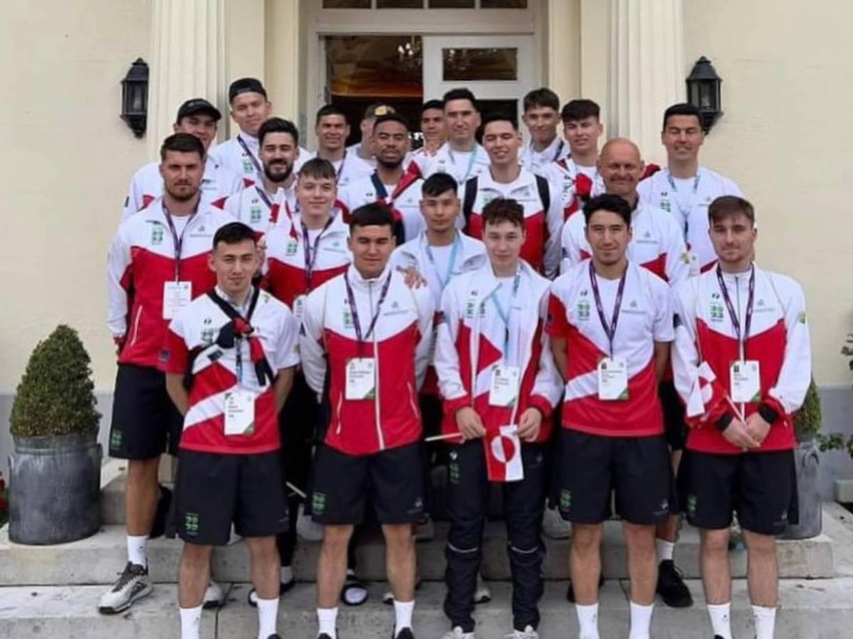 “Hay un gran interés en jugar contra nosotros por parte de varias naciones futbolísticas importantes”, declaró MortenRutkjer, entrenador de la selección de Groelandia.