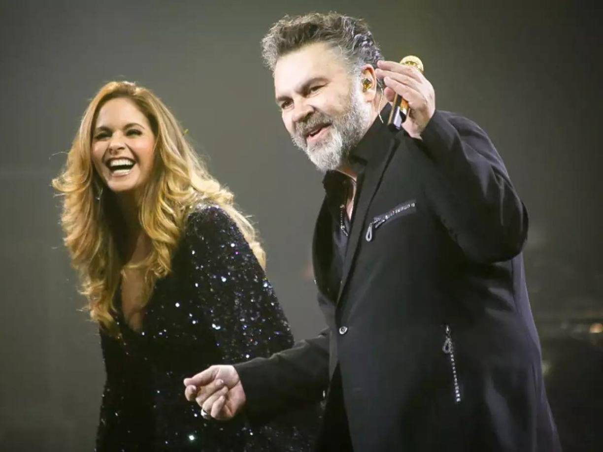 Lucero reaccionó a los rumores de una reconciliación con Manuel Mijares. 