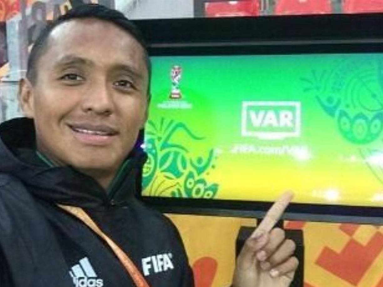 En el historial de Iván Barton también aparecen el haber estado en Juegos Olímpicos, Mundial de Clubes y Leagues Cup, así mismo fue el árbitro centroamericano que más partidos dirigió en el Mundial de Qatar 2022.