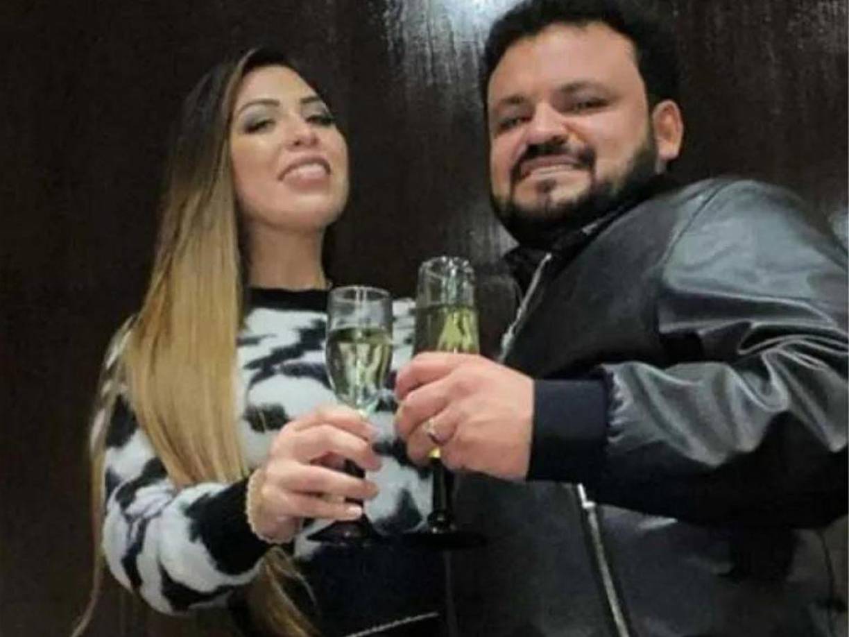 A todo esto, surge la intriga de cómo han reaccionado los papás de Christian Nodal ante este romance ya que Pepe Aguilar no está de acuerdo con esta relación. Nodal es cinco años mayor que Ángela y todo pasó tan rápido que no tuvo tiempo de intervenir.