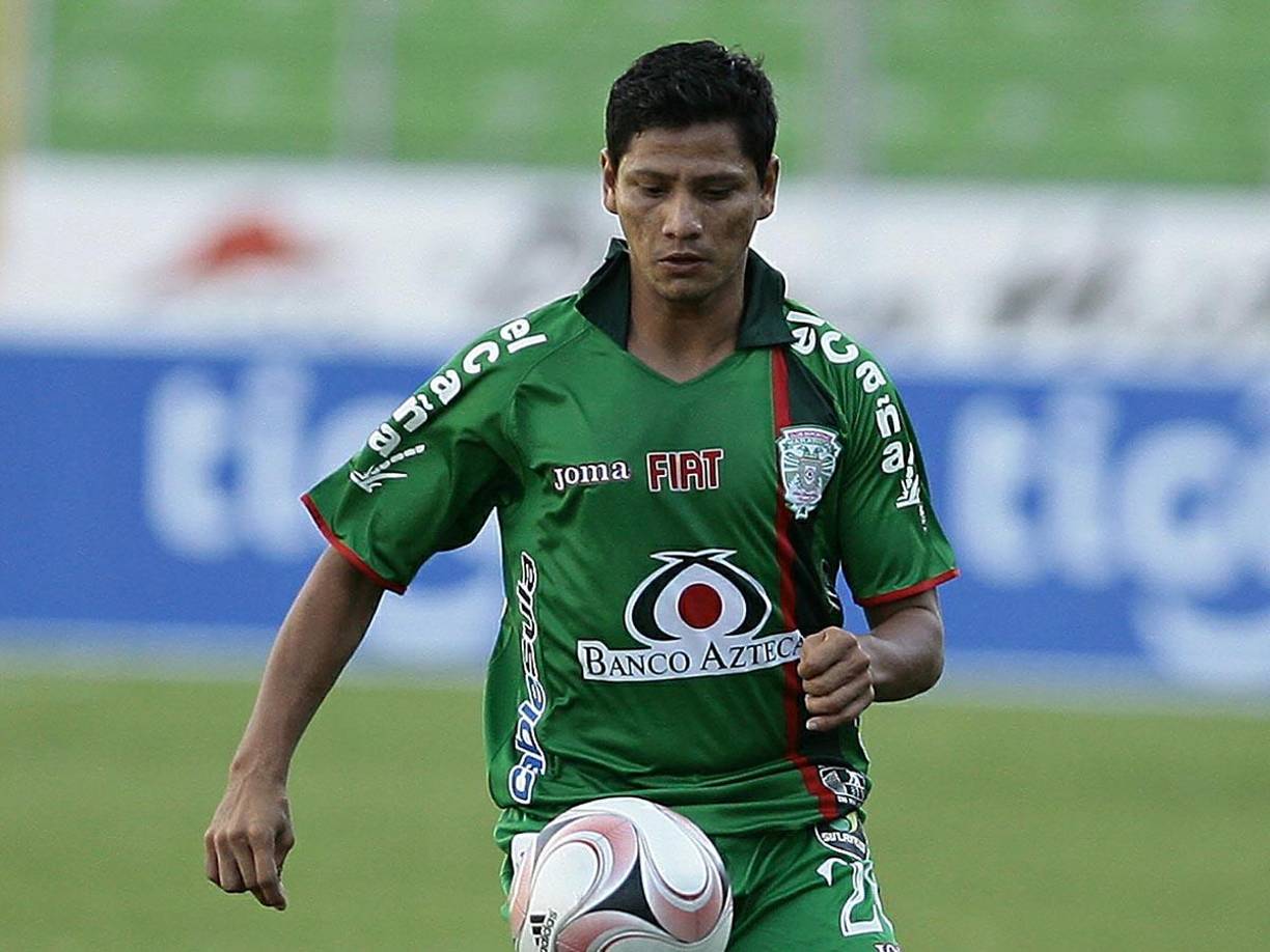Tras una etapa gloriosa con Olimpia, Óscar Bonilla firmó contrato con Marathón siendo un fichaje de renombra en el 2009. Con los verdes también destacó en varios encuentros.