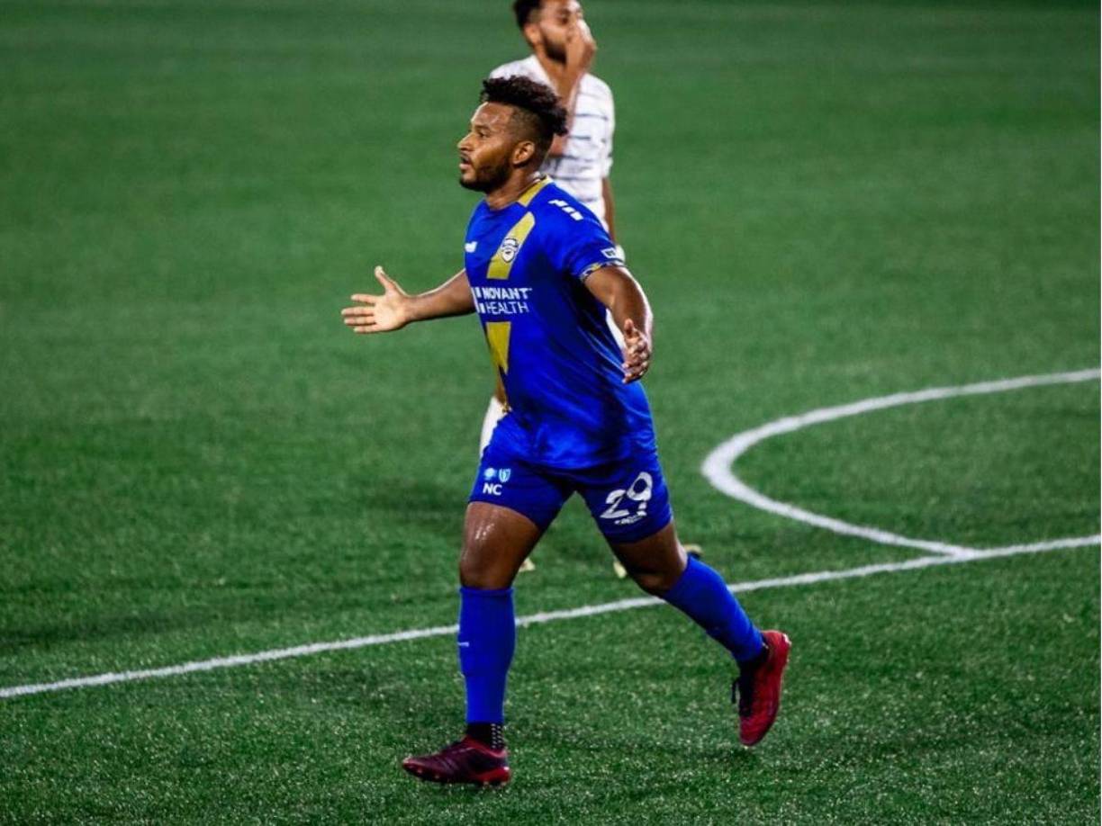 Juan Carlos Obregón recibió la propuesta de firmar con su equipo en septiembre de 2019. El Dynamo lo tenía como prospecto, por lo que decidió enviarlo a su filial, el Rio Grande Valley FC de la USL Championship